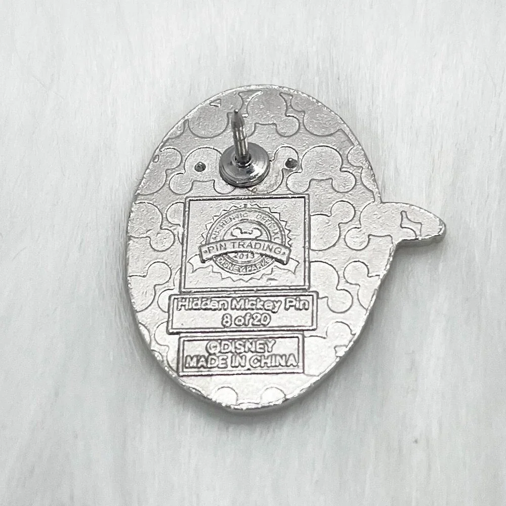 🔮 5/$25 Disney Mickey's‎ Toontown Pinwheels Skater Chaser Pin
